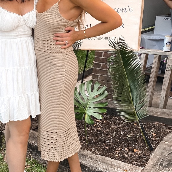 REVOLVE DRESS - Picture 3 of 5